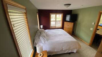 2 多间卧室、办公桌、免费 WiFi、床单