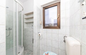 Douche, séchoir à cheveux