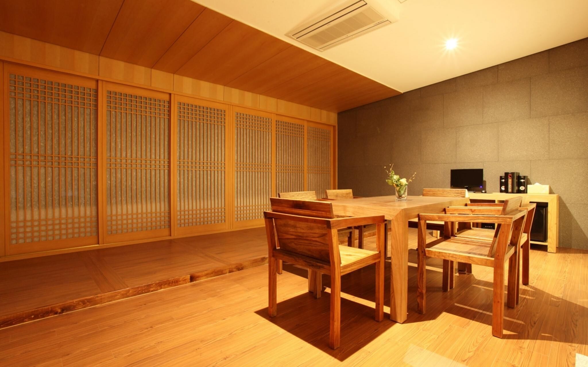 Foto - Seocho Yuwon Hotel Nambu Terminal