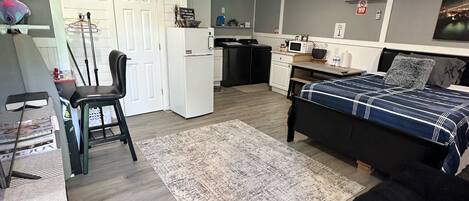 1 bedroom, desk, iron/ironing board, free WiFi