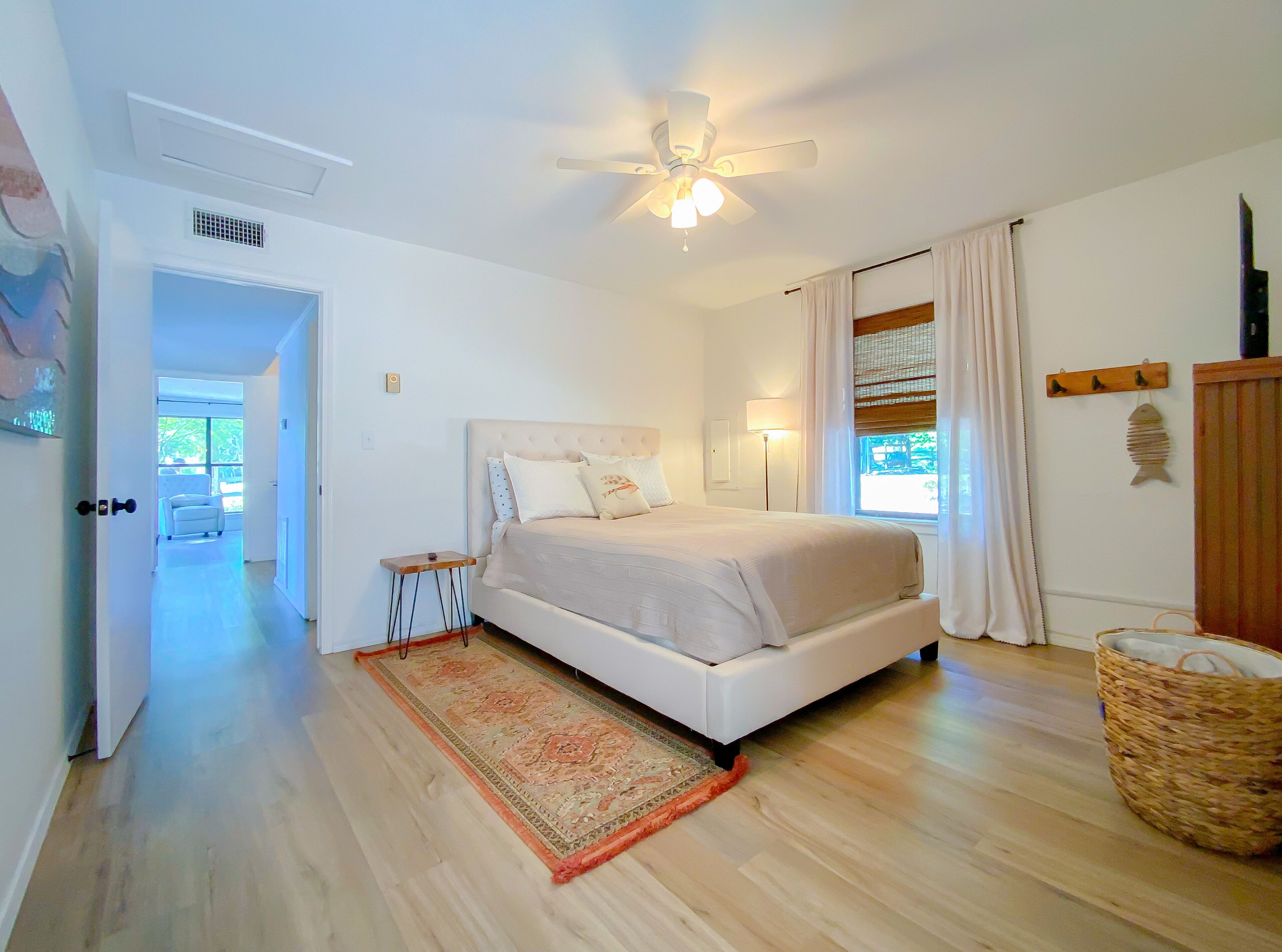 3 habitaciones, cuna de viaje, wifi y ropa de cama 