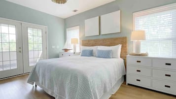 4 soverom, strykejern/-brett, reiseseng for barn og wi-fi