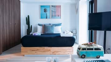 Camas con efecto memoria, decoración personalizada y muebles diferentes