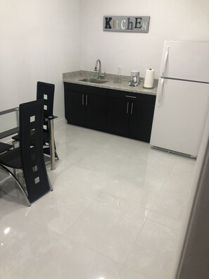 Private kitchen - Houses, biscayne beach  (Homestead)