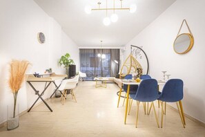 Interior - The White House, 2-BDR just steps from Marina Zeas (Pireas)