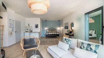 Sábanas de algodón egipcio, ropa de cama de alta calidad y minibar