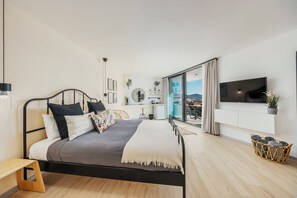 Habitación Deluxe doble | Sábanas de algodón egipcio, ropa de cama de alta calidad, minibar