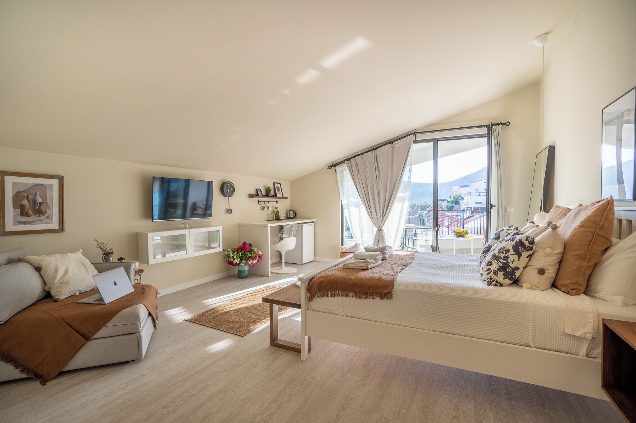 superior double room, sea view | 1 bedroom, egyptian cotton sheets, premium bedding, minibar