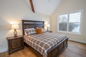 4 bedrooms, WiFi, bed sheets