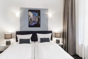 Hypo-allergenic bedding, in-room safe, individually decorated - Hotel am Markt (Baden-Baden)