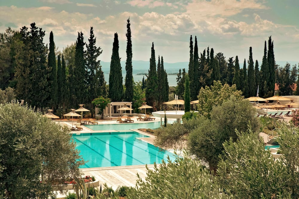 Zeus Eretria Resort
