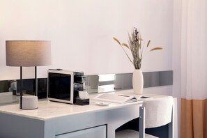 Prestige Bungalow Garden View Sharing Pool | Ropa de cama hipoalergénica y caja de seguridad en la habitación 