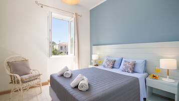 Rumah Comfort | 2 kamar tidur dan dilengkapi dengan perabotan berbeda-beda