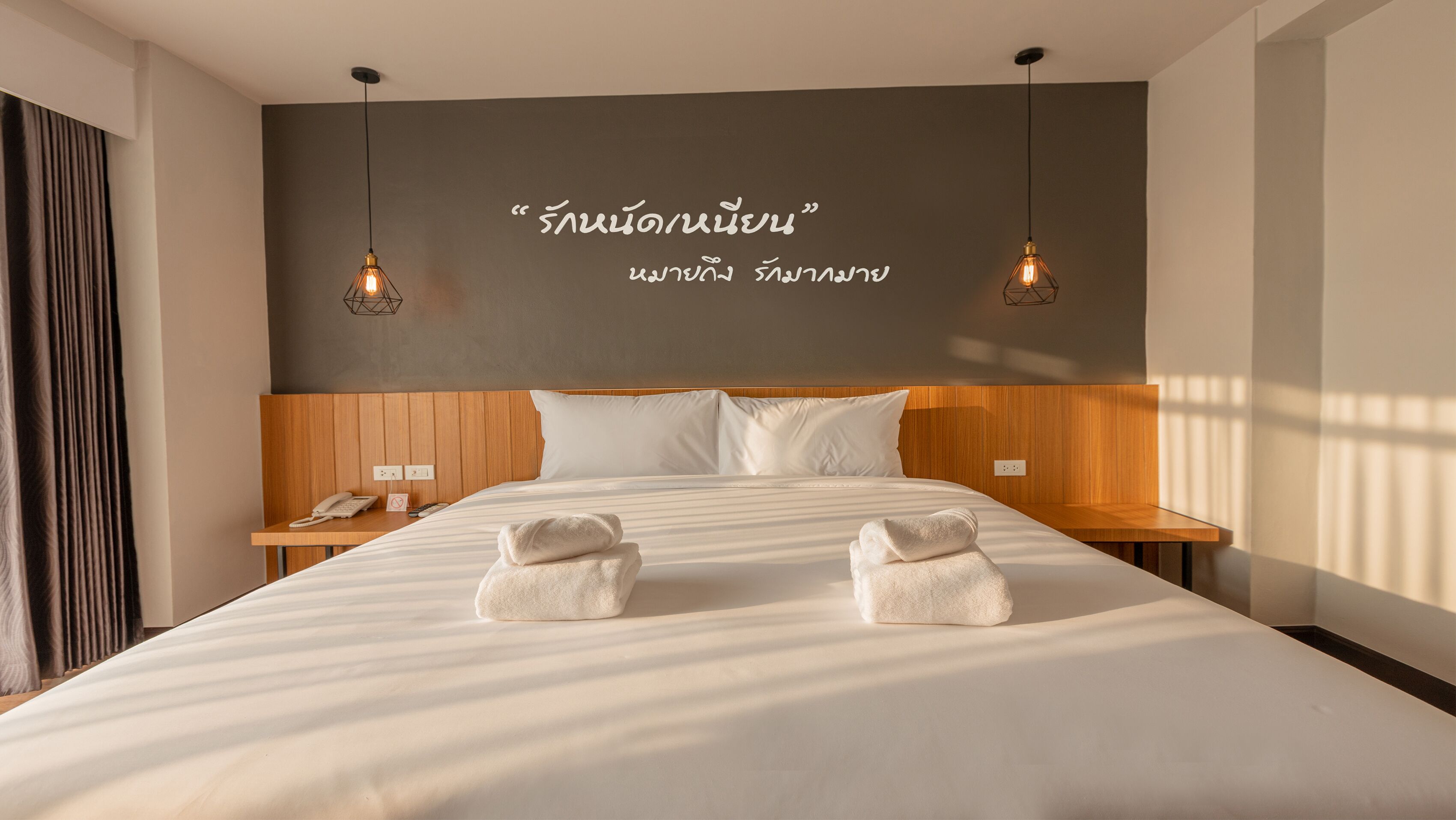 luxury premier room | in-room safe, blackout curtains, free wifi, bed sheets