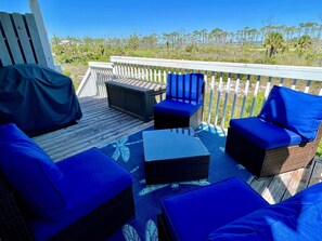 Property grounds - Gated resort on CSB.End unit w/easy walk to beach. Beach cart & chairs included. (Port St Joe)
