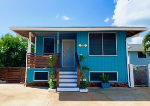 Exterior - Diamond Head/Waikiki Surf Shack 2-Bedroom Private Ohana Unit (Honolulu)