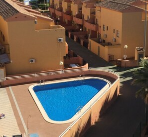 Pool | Outdoor pool - Apt - Sleeps 4 - Balcony - Communal Pool (Orihuela)
