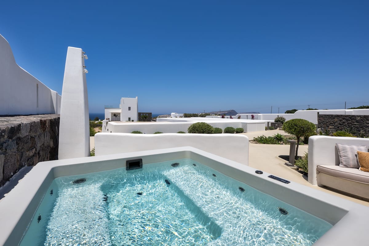 Executive Suite, Hot Tub | Terrace/patio