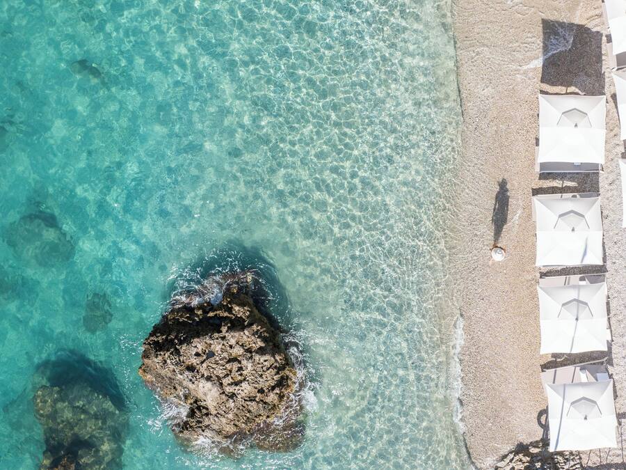 Plage privée à proximité, navette gratuite vers la plage, parasols