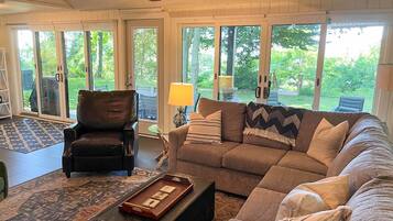 Smart-tv en een open haard