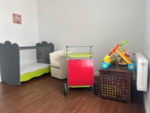 Children’s area - In the Saint Eloi housing estate where life is good (Friville-Escarbotin)