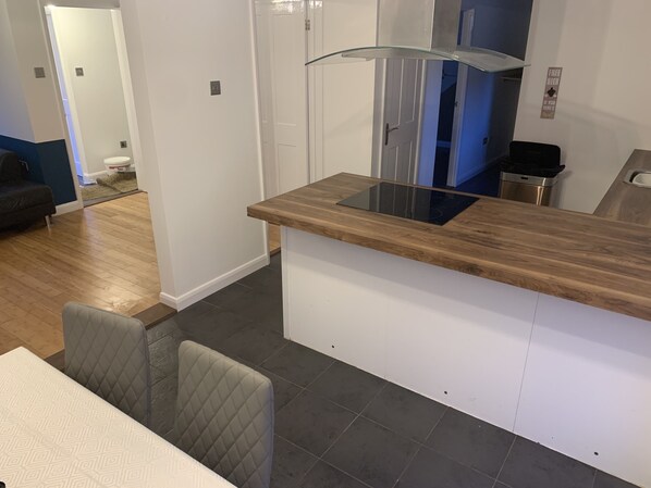 Superior-hús | Borðstofa