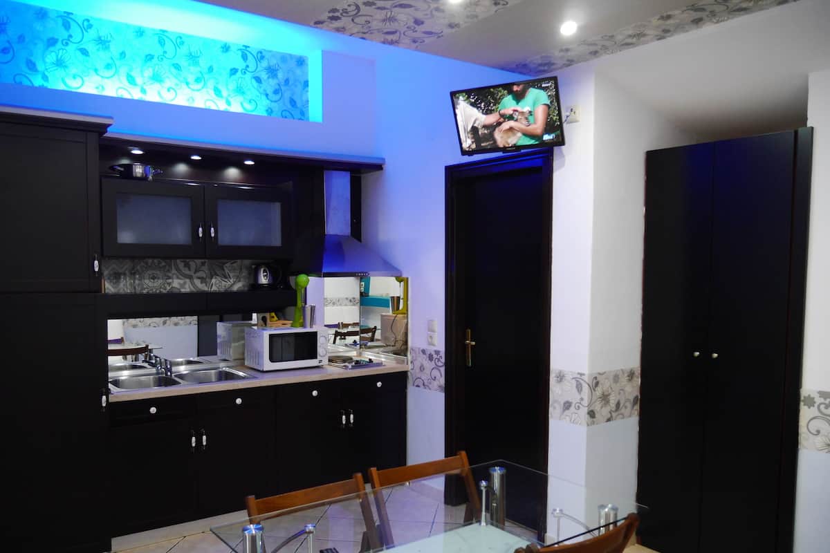 2 bedrooms, minibar, in-room safe, individually decorated