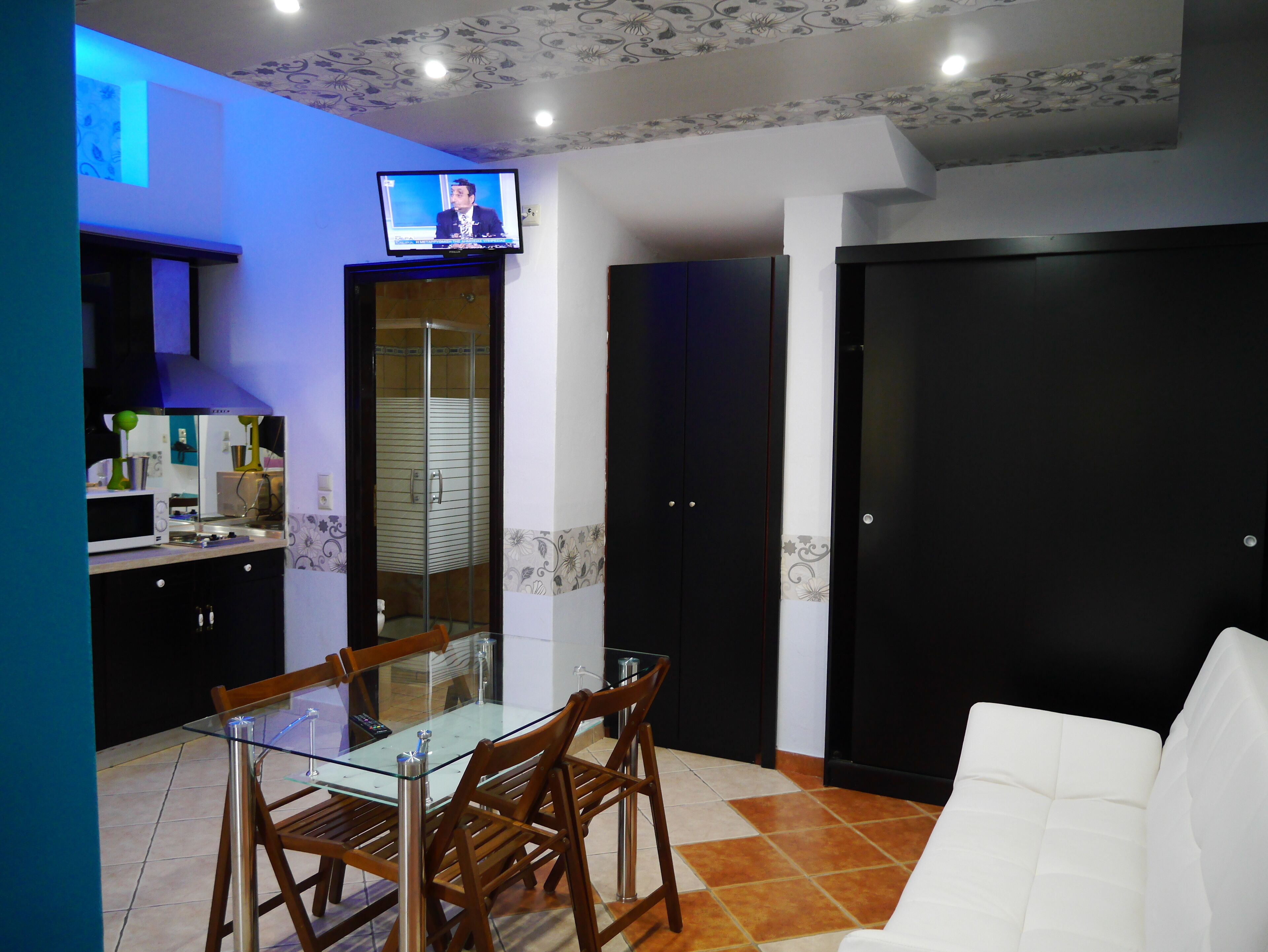 ヴィラ 2 ベッドルーム ガーデンビュー | 専用キッチン | 大型冷蔵庫、オーブン、コーヒー / ティーメーカー、電気ポット