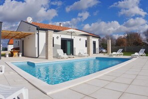 Piscine extérieure