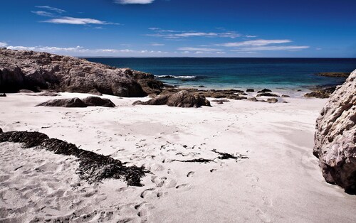 Home in remote Patagonia by the sea