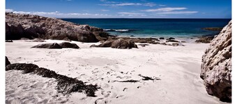 Home in remote Patagonia by the sea