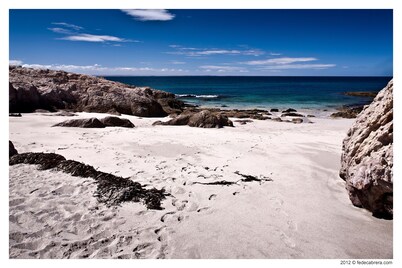 Home in remote Patagonia by the sea