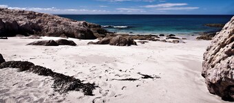 Home in remote Patagonia by the sea