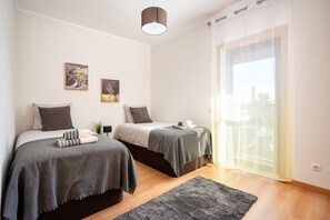 2 Schlafzimmer, Bügeleisen/Bügelbrett, kostenloses WLAN, Bettwäsche