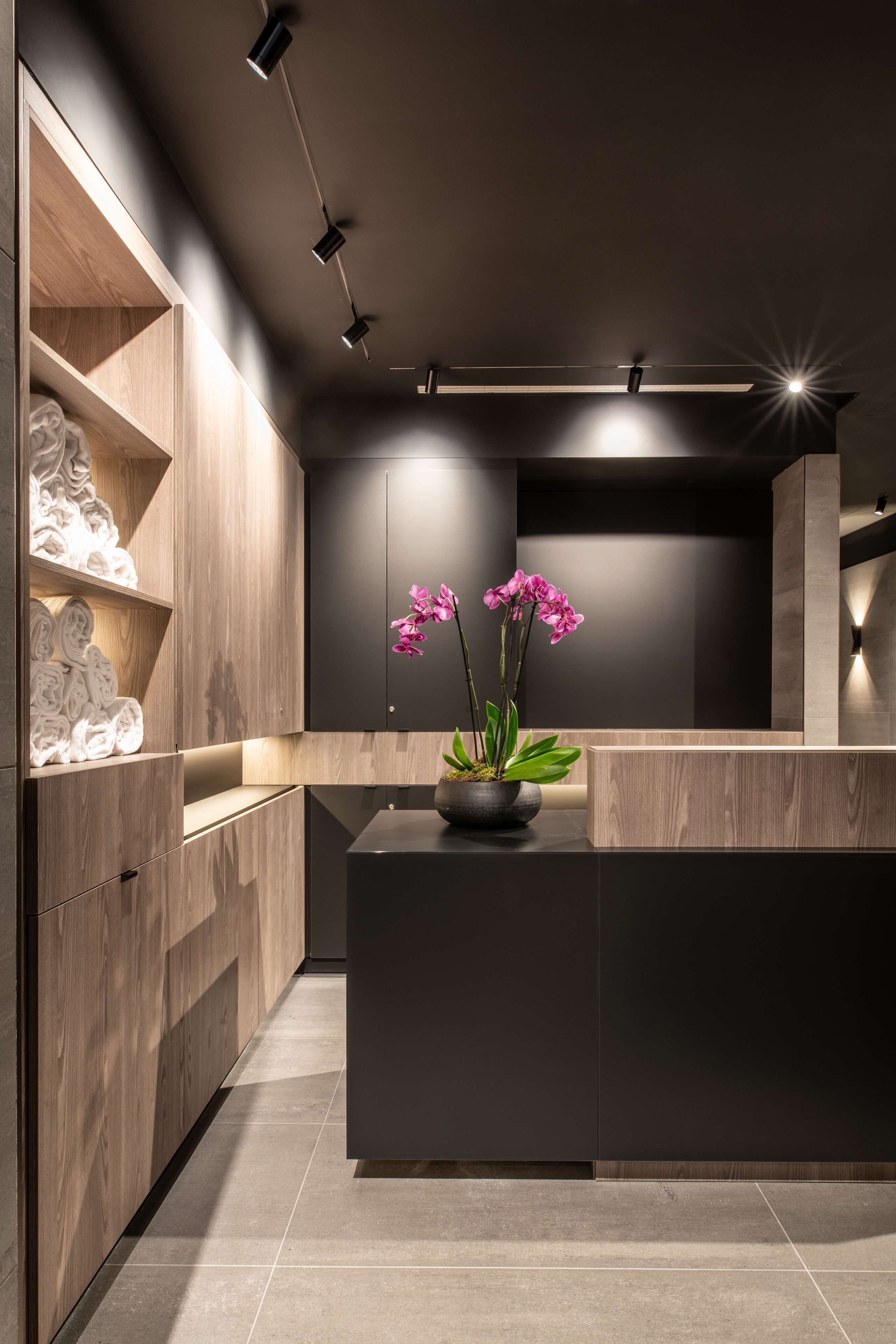 couples treatment room(s)