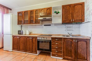 Standard Room | Private kitchen - Inndays Apartment on Lazareva 2 (Moscow)