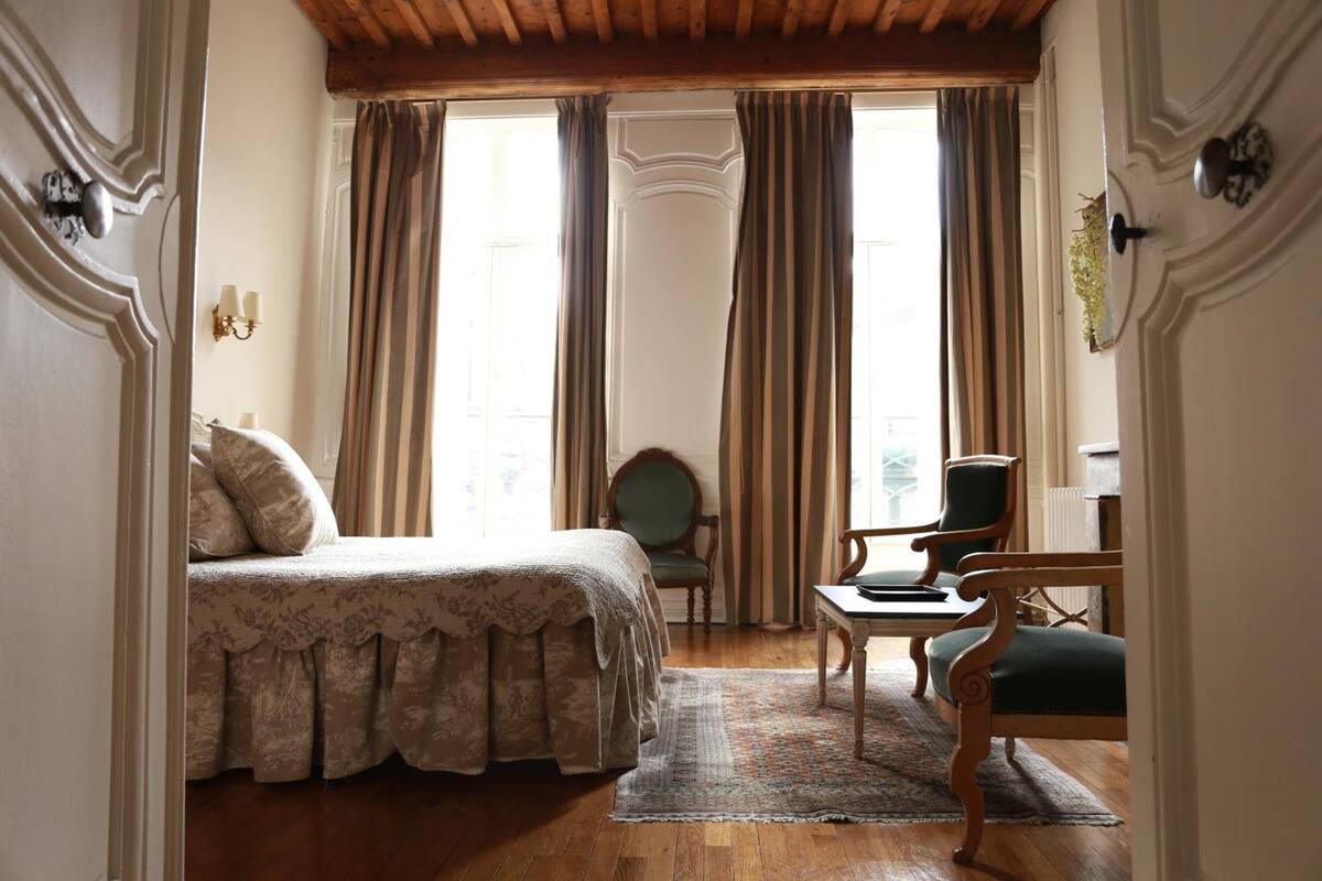 soundproofing, iron/ironing board, free wifi, bed sheets