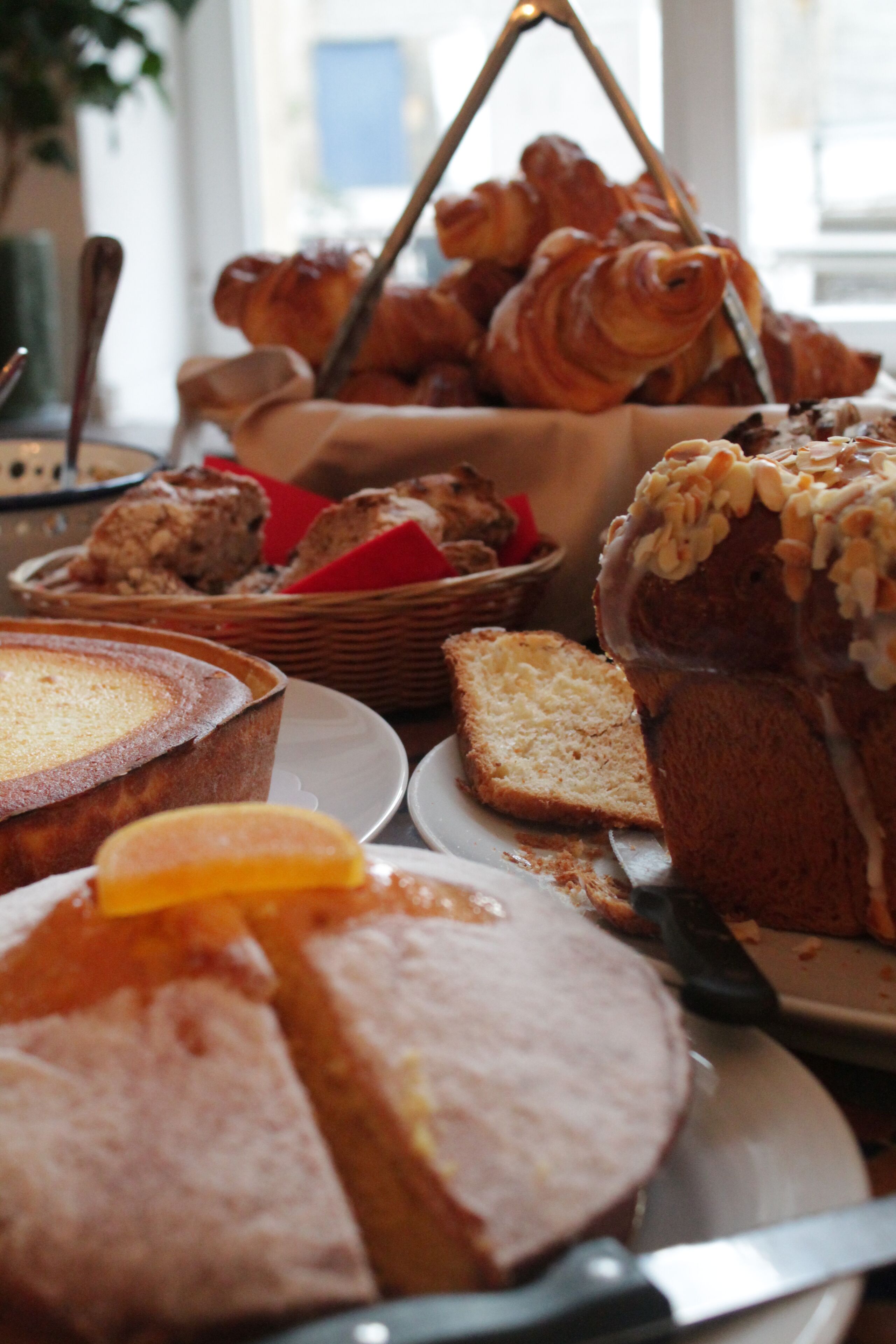 daily buffet breakfast (eur 12 per person)