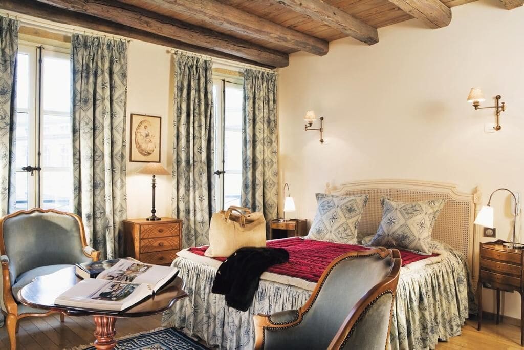 soundproofing, iron/ironing board, free wifi, bed sheets