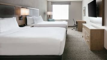 Iron/ironing board, bed sheets