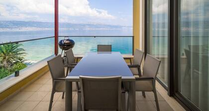 Luxury Beachfront Villa Ciovo Joy 1 with Pool, Gym