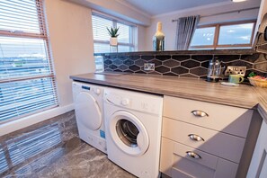 Interior - Galway City Luxury Apartment with Elevator (Galway)