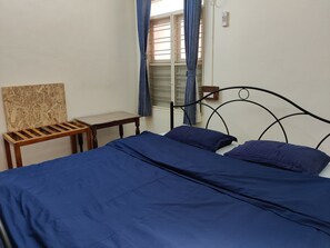 3 bedrooms, Internet - Pristine Homestay (CHENNAI)