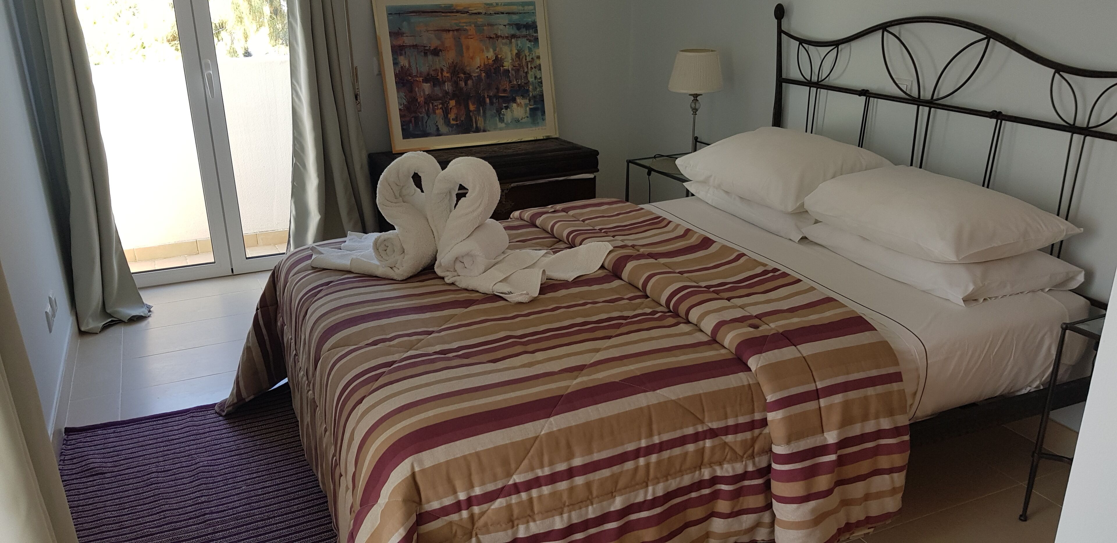 1 bedroom, travel cot, free WiFi