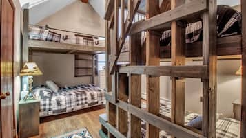 5 bedrooms, iron/ironing board, travel crib, free WiFi