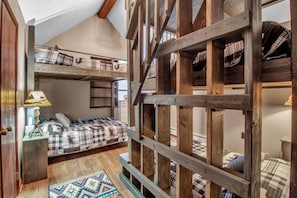 5 bedrooms, iron/ironing board, travel cot, free WiFi