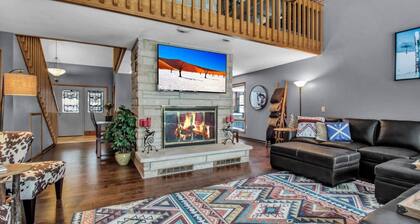 Best of both worlds; chalet located on a private lot in the pines and only 1 miles from the village!