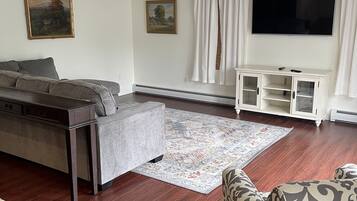 TV connectée, lecteur de DVD, vidéothÚque, chaßne hi-fi