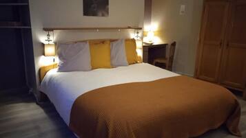 3 chambres, fer et planche Ă  repasser, lit parapluie, Wi-Fi gratuit