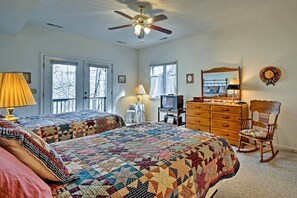 4 bedrooms, iron/ironing board, free WiFi, bed sheets